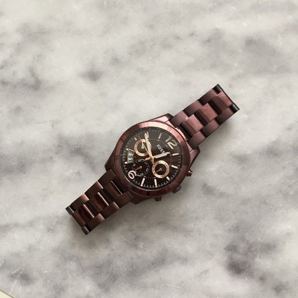  Shop Authentic Fossil Perfect Boyfriend Multifunction Maroon Dial Maroon Steel Strap Watch for Women - ES4110 - Luxxuri