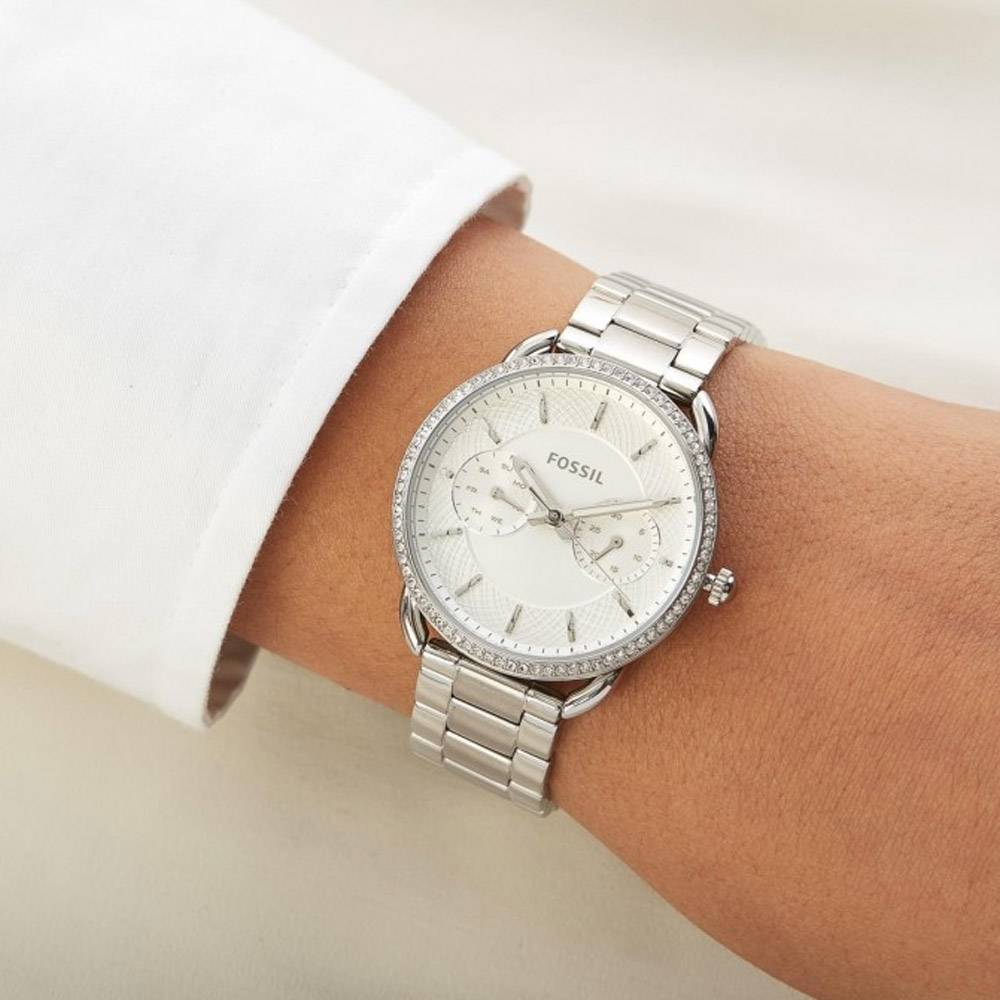  Shop Authentic Fossil Tailor White Dial Silver Steel Strap Watch for Women - ES4262 - Luxxuri