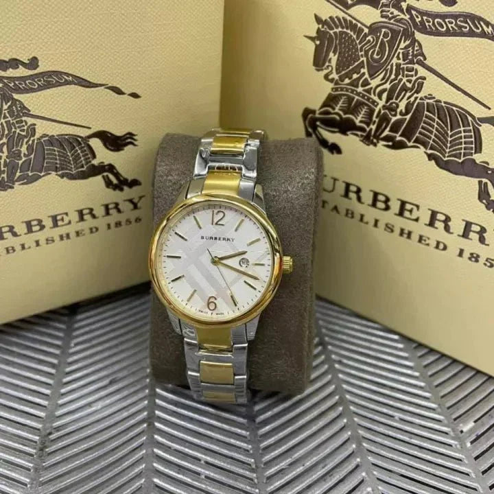  Shop Authentic Burberry Heritage Silver Dial Two Tone Steel Strap Watch for Women - BU1857 - Luxxuri