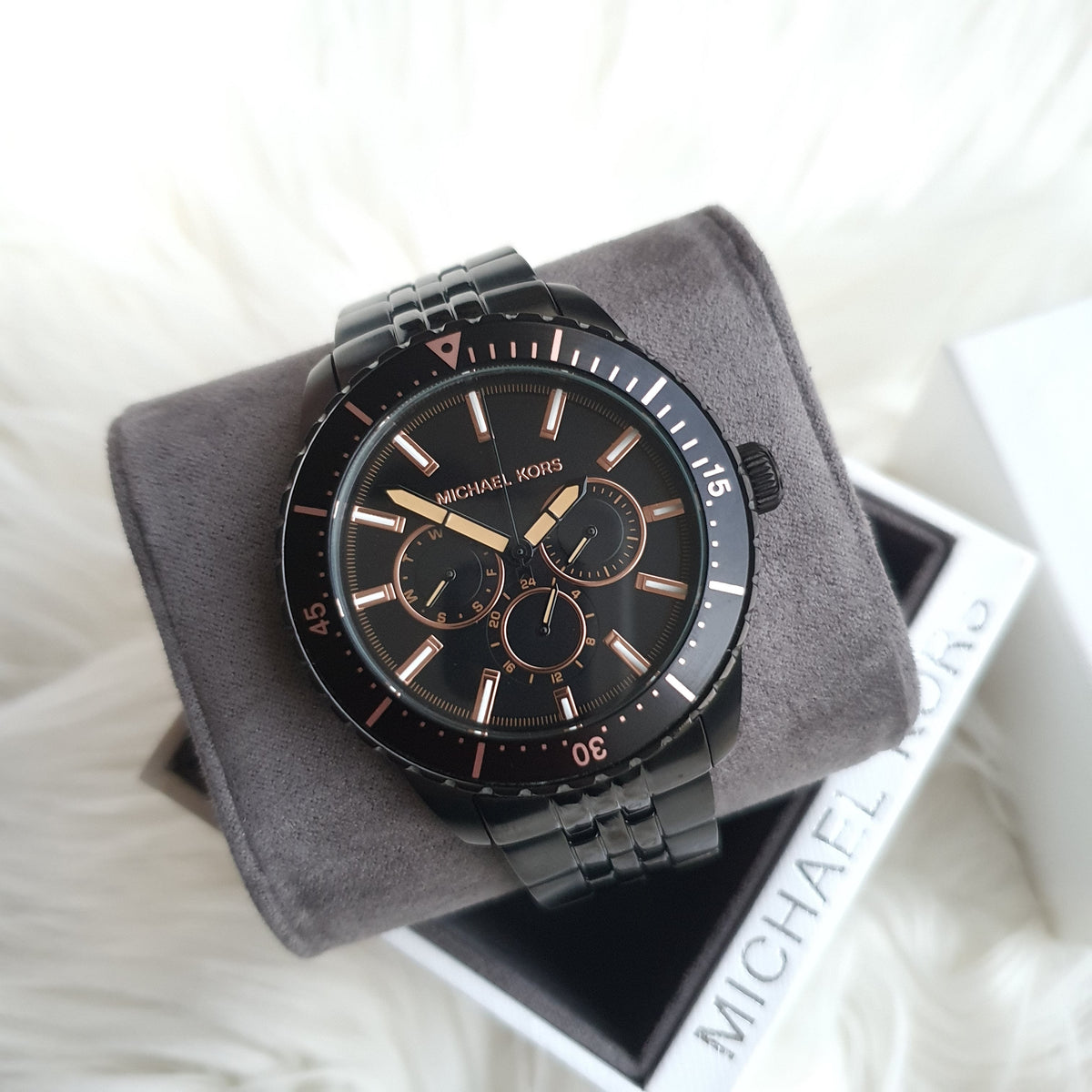  Shop Authentic Michael Kors Cunningham Chronograph Black Dial Black Steel Strap Watch For Men - MK7157 - Luxxuri
