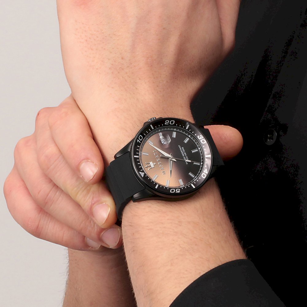  Shop Authentic Maserati SFIDA Quartz Black Dial Black Rubber Strap Watch For Men - R8851140001 - Luxxuri