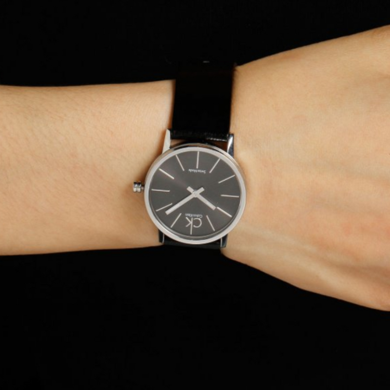  Shop Authentic Calvin Klein Minimal Black Dial Black Leather Strap Watch for Women - K7622107 - Luxxuri