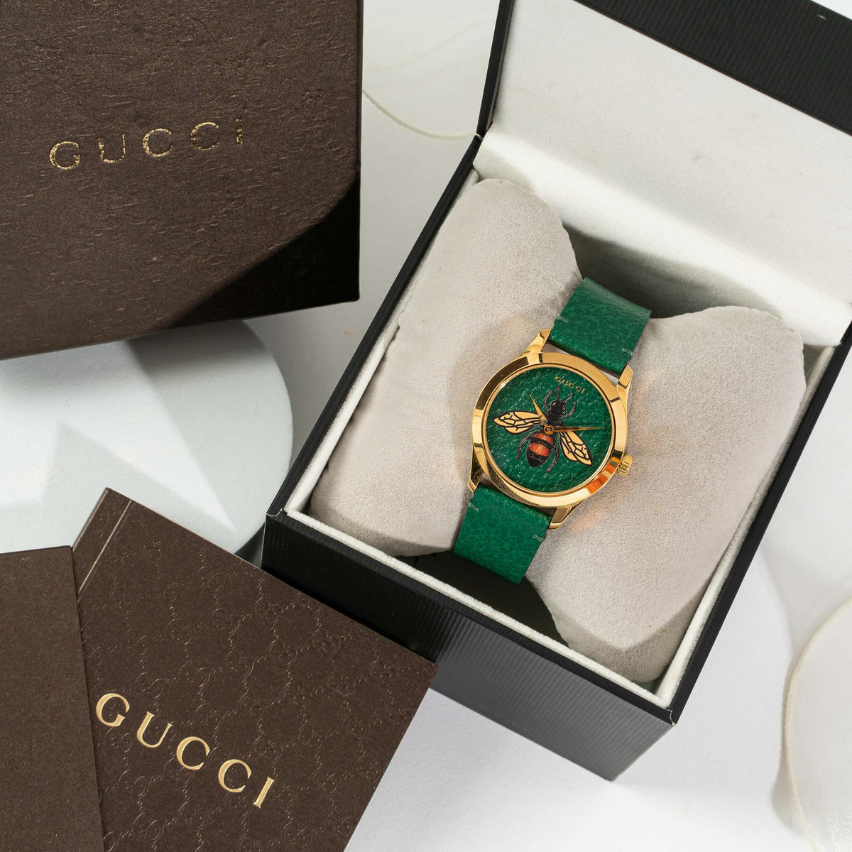  Shop Authentic Gucci G Timeless Bee Green Dial Green Leather Strap Watch For Women - YA1264065 - Luxxuri