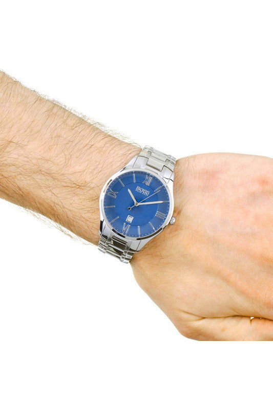  Shop Authentic Hugo Boss Governer Blue Dial Silver Steel Strap Watch for Men - 1513487 - Luxxuri