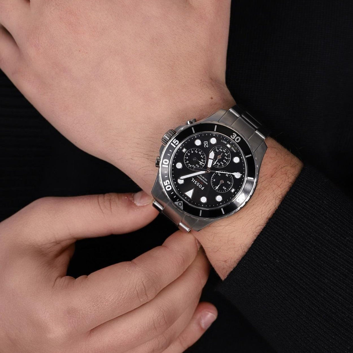  Shop Authentic Fossil FB-03 Chronograph Black Dial Silver Steel Strap Watch for Men - FS5725 - Luxxuri