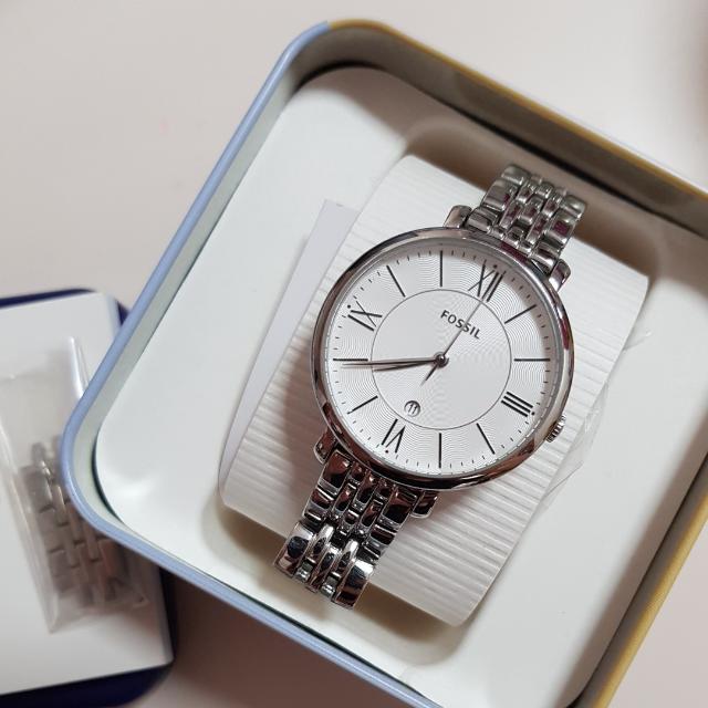  Shop Authentic Fossil Jacqueline White Dial Silver Steel Strap Watch for Women - ES3433 - Luxxuri
