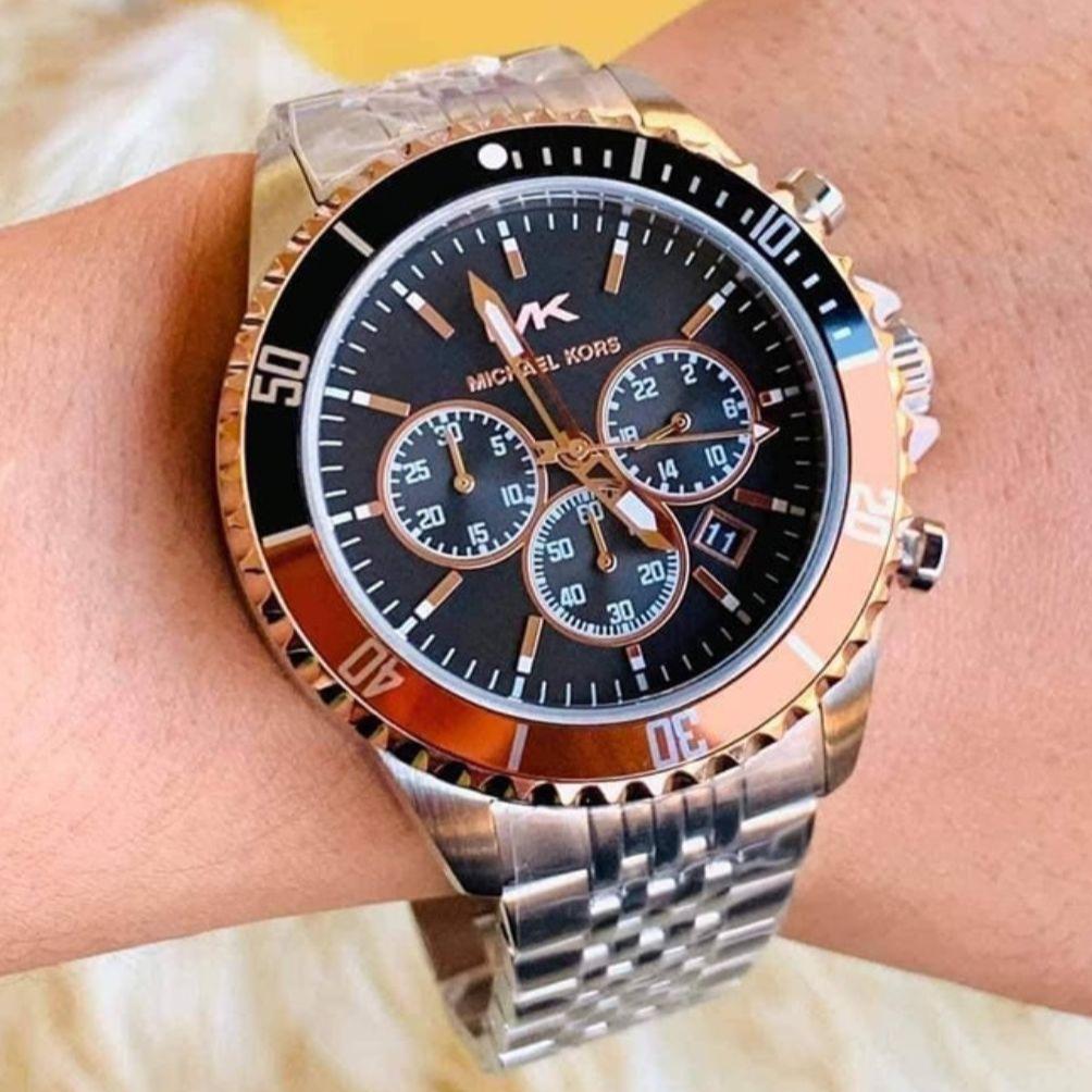  Shop Authentic Michael Kors Bayville Chronograph Black Dial Silver Steel Strap Watch For Men - MK8725 - Luxxuri