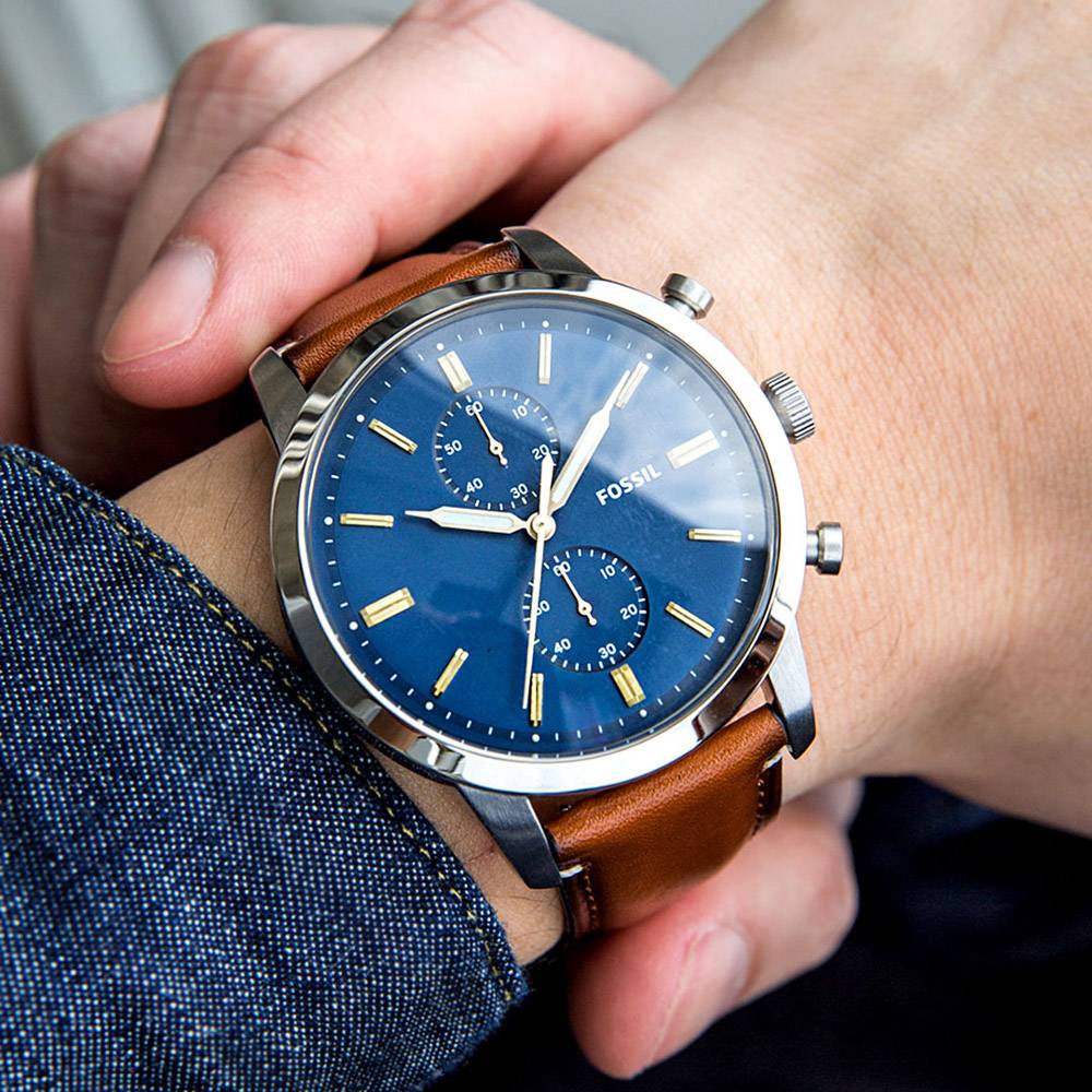  Shop Authentic Fossil Townsman Chronograph Blue Dial Brown Leather Strap Watch for Men - FS5279 - Luxxuri