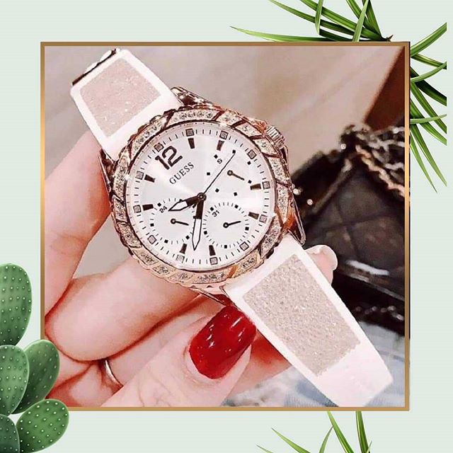  Shop Authentic Guess Swirl Quartz Silver Dial White Rubber Strap Watch For Women - W1096l2 - Luxxuri