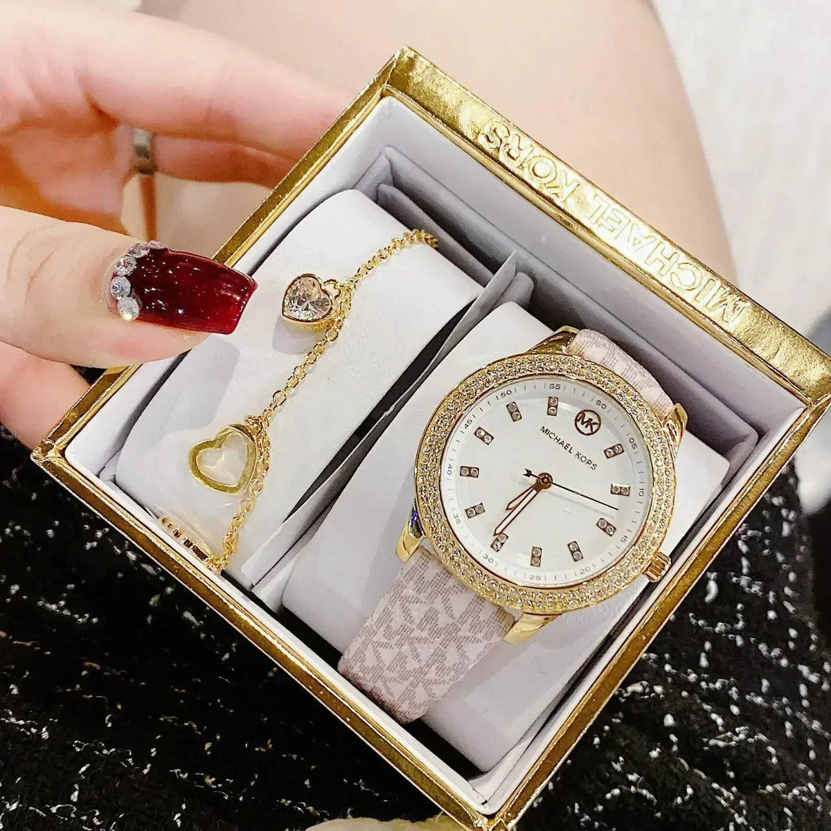  Shop Authentic Michael Kors Tibby Analog Silver Dial White Leather Strap Watch for Women - MK1049 - Luxxuri
