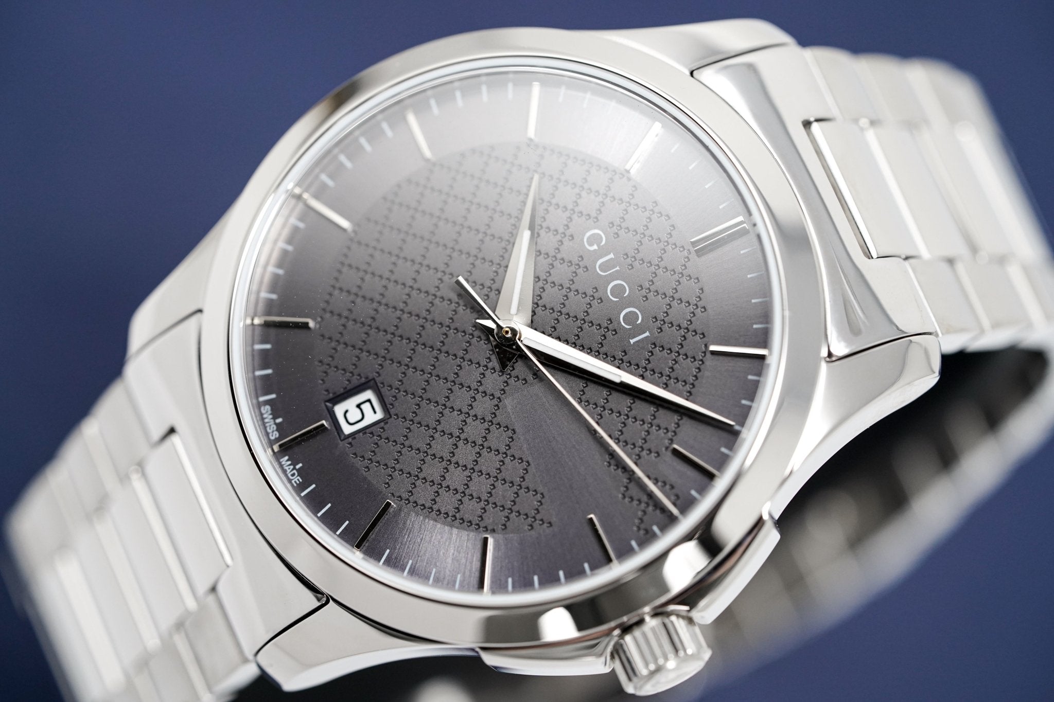  Shop Authentic Gucci G Timeless Grey Dial Silver Steel Strap Watch For Men - YA126441 - Luxxuri