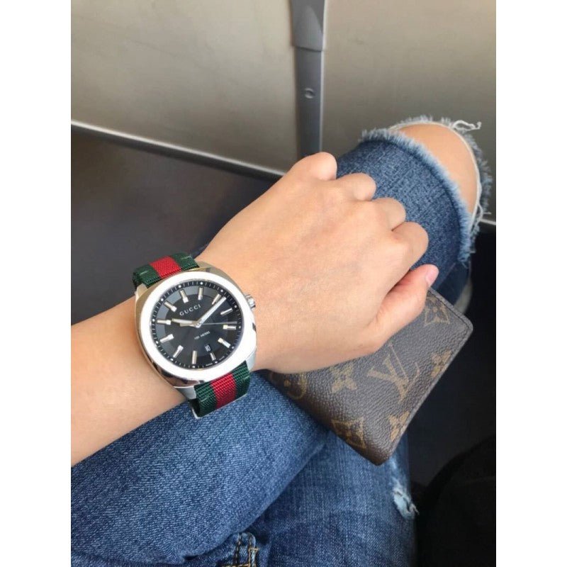  Shop Authentic Gucci GG2570 Quartz Black Dial Green & Red Nylon Strap Watch For Men - YA142305 - Luxxuri