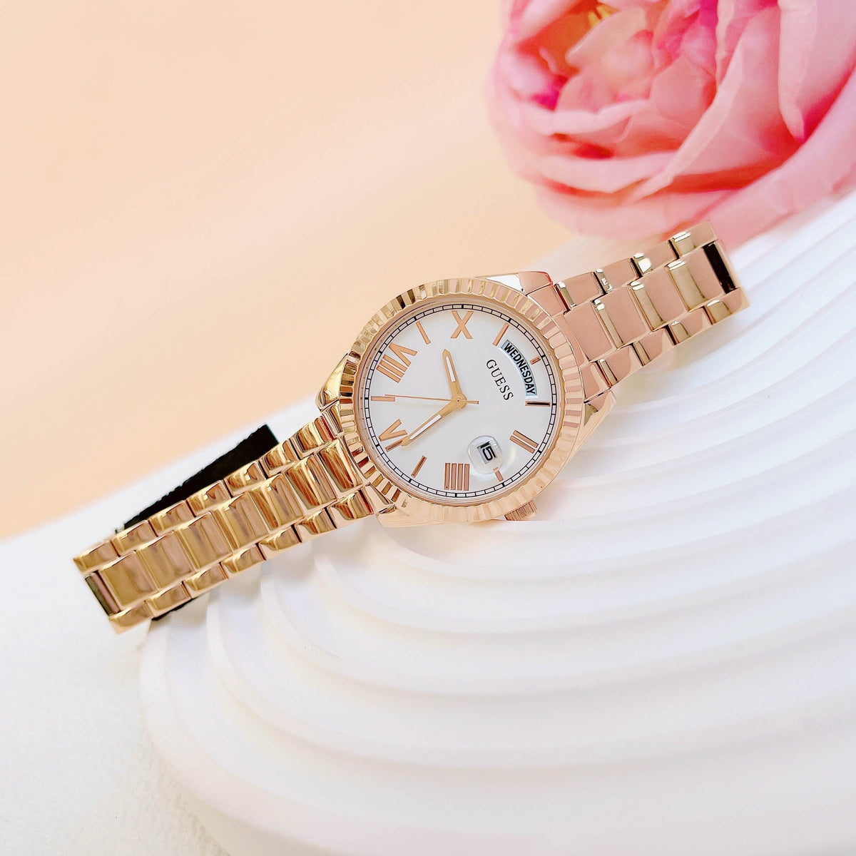  Shop Authentic Guess Luna White Dial Rose Gold Steel Strap Watch for Women - GW0308L3 - Luxxuri