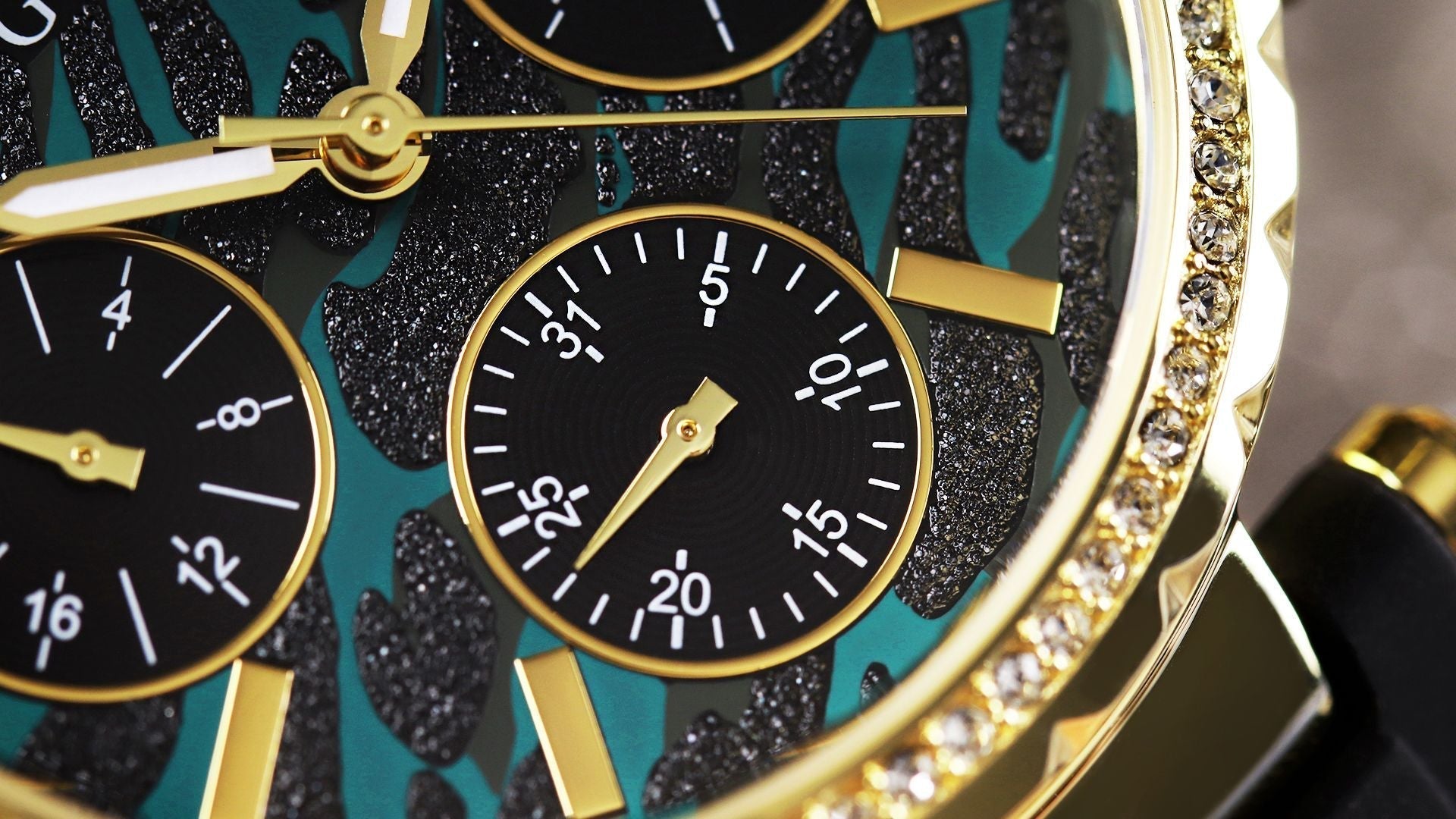  Shop Authentic Guess Solstice Green Dial Black Rubber Strap Watch for Women - GW0113L1 - Luxxuri