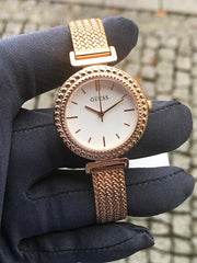  Shop Authentic Guess Monroe Silver Dial Rose Gold Steel Strap Watch For Women - W1152L3 - Luxxuri