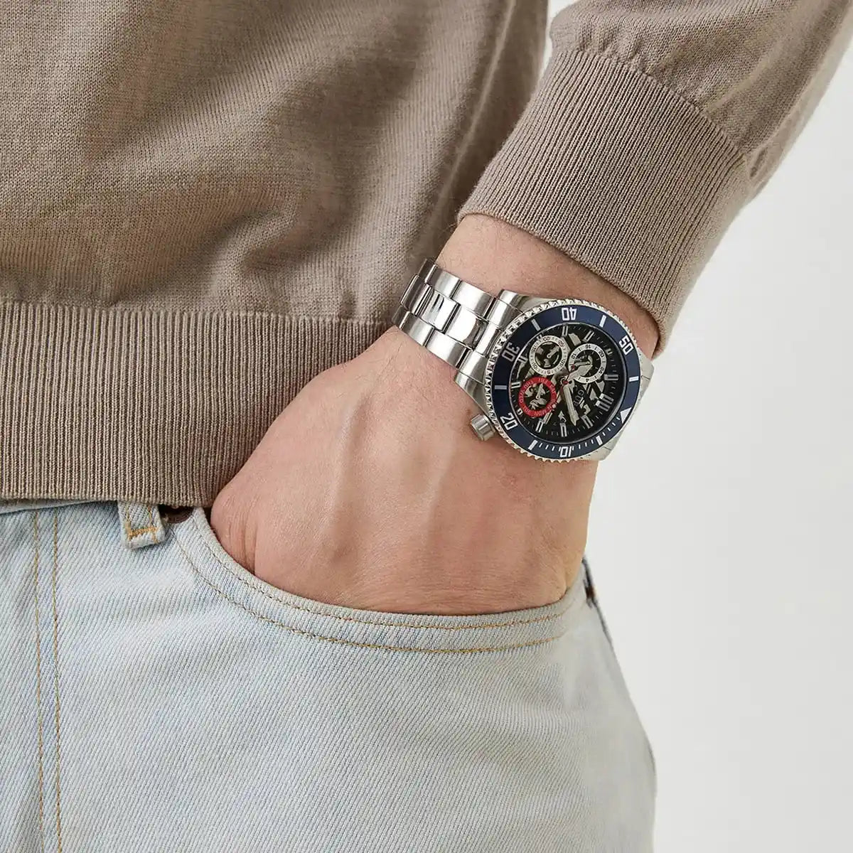  Shop Authentic Guess Axle Multifunction Black Dial Silver Steel Strap Watch For Men - GW0488G1 - Luxxuri