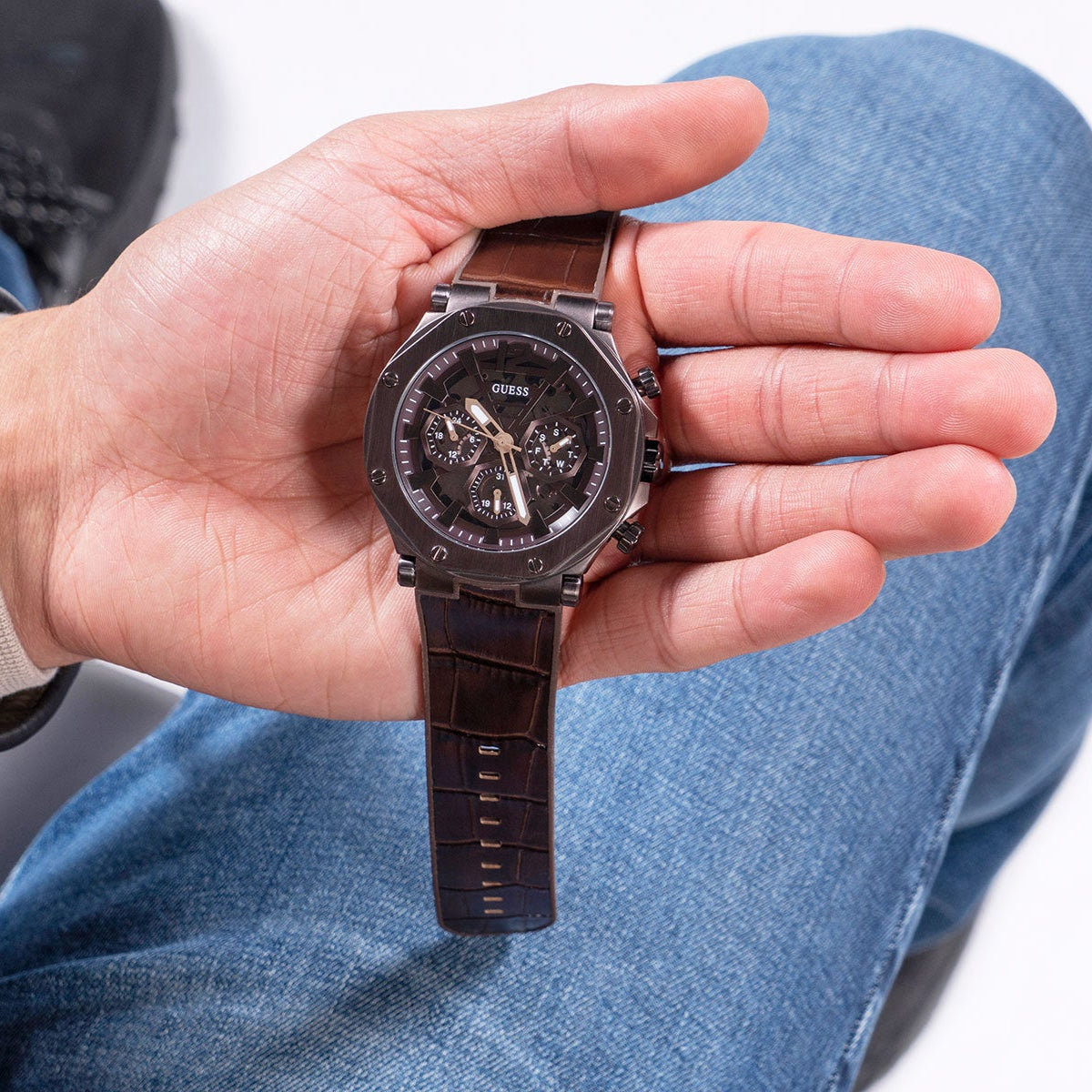  Shop Authentic Guess Edge Chronograph Brown Dial Brown Leather Strap Watch For Men - GW0492G2 - Luxxuri
