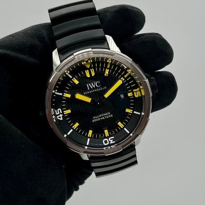  Shop Authentic IWC Aquatimer Automatic 2000 Black Dial Black Rubber Strap Watch for Men - IW358001 - Luxxuri