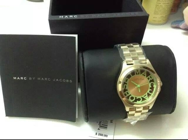  Shop Authentic Marc Jacobs Henry Gold Dial Gold Steel Strap Watch for Women - MBM3295 - Luxxuri