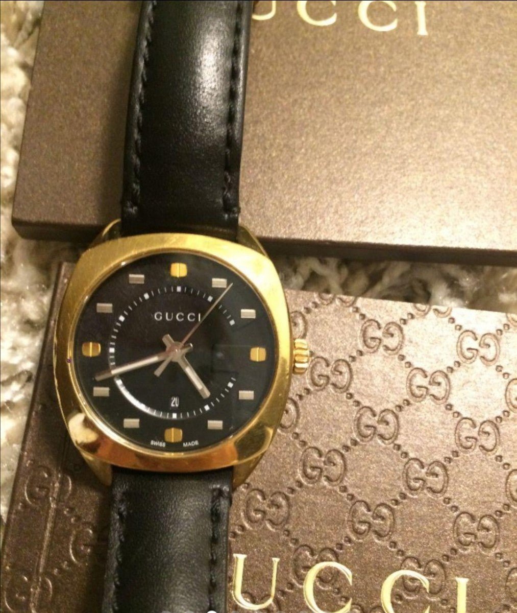  Shop Authentic Gucci GG2570 Quartz Black Dial Black Leather Strap Watch For Women - YA142408 - Luxxuri