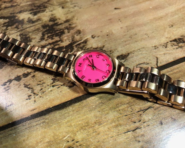  Shop Authentic Marc Jacobs Henry Dinky Pink Dial Rose Gold Steel Strap Watch for Women - MBM3203 - Luxxuri