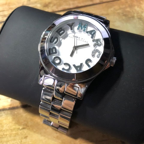  Shop Authentic Marc Jacobs Rivera White Dial Silver Steel Strap Watch for Women - MBM3136 - Luxxuri
