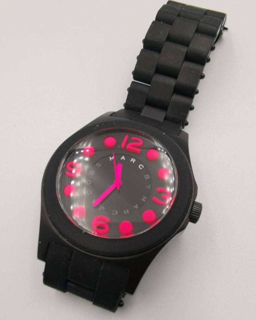  Shop Authentic Marc Jacobs Pelly Black Dial Black Silicone Strap Watch for Women - MBM2508 - Luxxuri