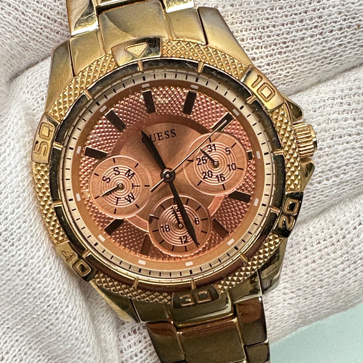  Shop Authentic Guess Phantom Mini Rose Gold Dial Rose Gold Steel Strap Watch for Women - W0235L3 - Luxxuri