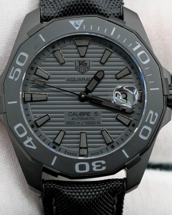  Shop Authentic Tag Heuer Aquaracer Black Dial Watch for Men - WAY218B.FC6364 - Luxxuri