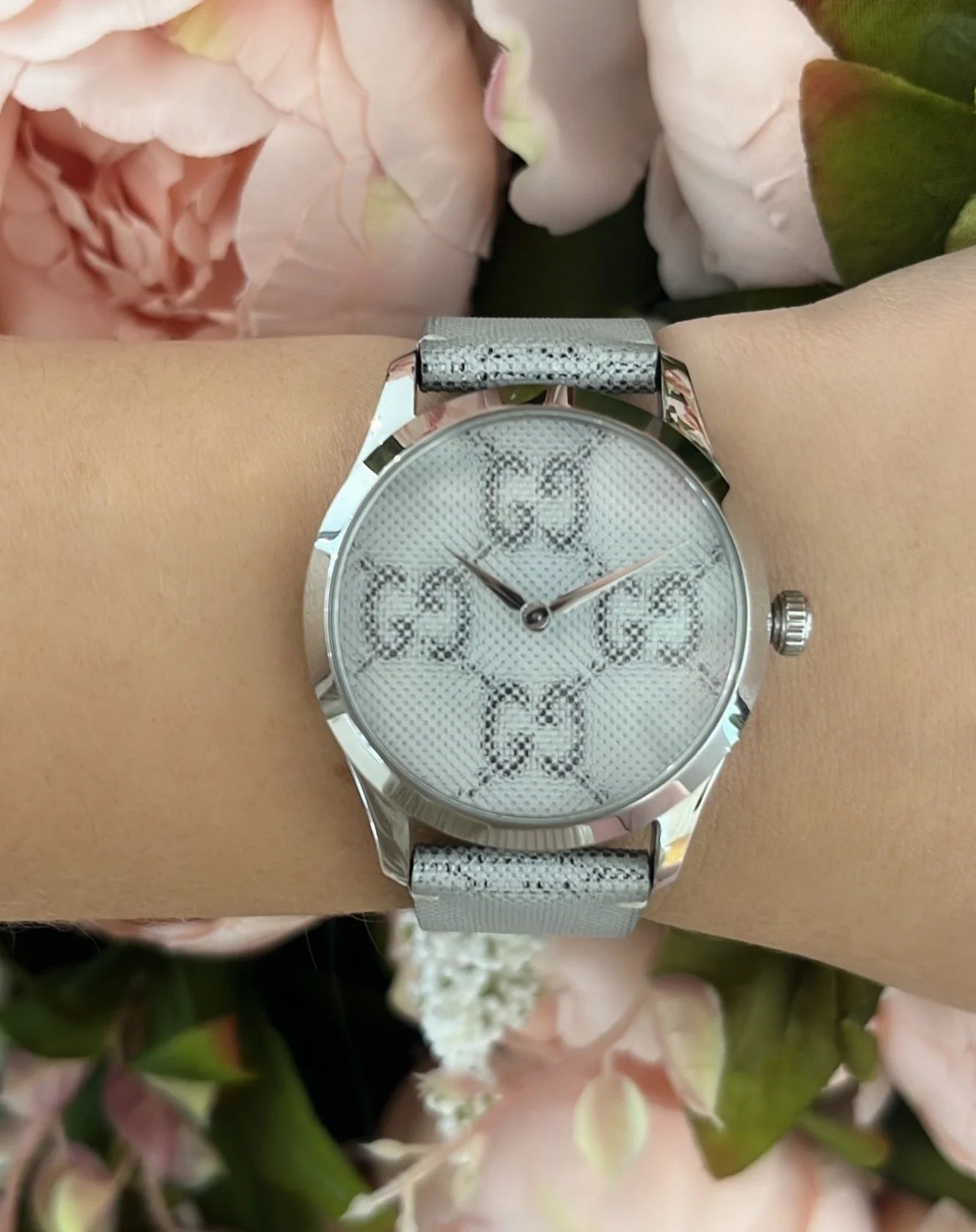  Shop Authentic Gucci G Timeless Quartz Grey Dial Grey Leather Strap Watch For Men - YA1264058 - Luxxuri