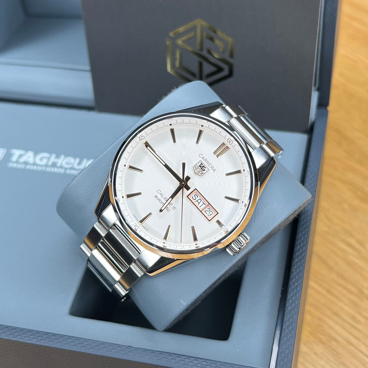  Shop Authentic Tag Heuer Carrera Calibre 5 White Dial Silver Steel Strap Watch for Men - WAR201D.BA0723 - Luxxuri