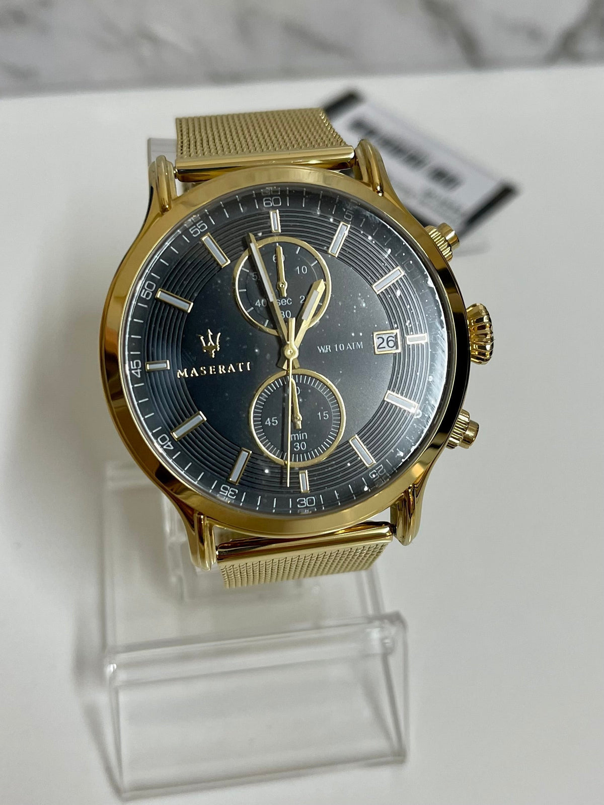  Shop Authentic Maserati Epoca 42mm Black Dial Gold Mesh Bracelet Watch For Men - R8873618007 - Luxxuri