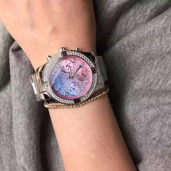  Shop Authentic Guess Sol Chronograph Crystals Multicolor Dial Silver Steel Strap Watch For Women - GW0483L1 - Luxxuri