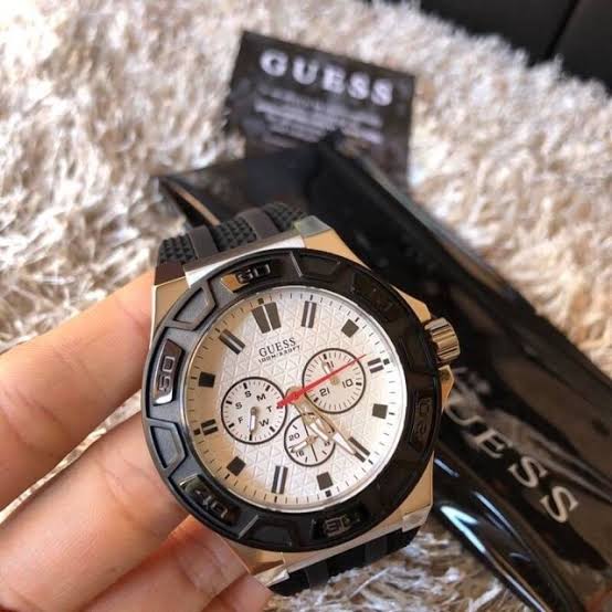  Shop Authentic Guess Force Analog Quartz White Dial Black Rubber Strap Watch For Men - W0674G3 - Luxxuri