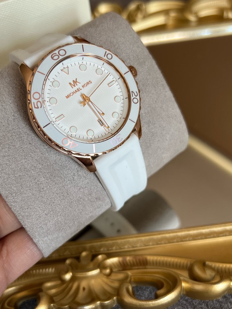  Shop Authentic Michael Kors Runway Quartz White Dial White Rubber Strap Watch For Women - MK6853 - Luxxuri