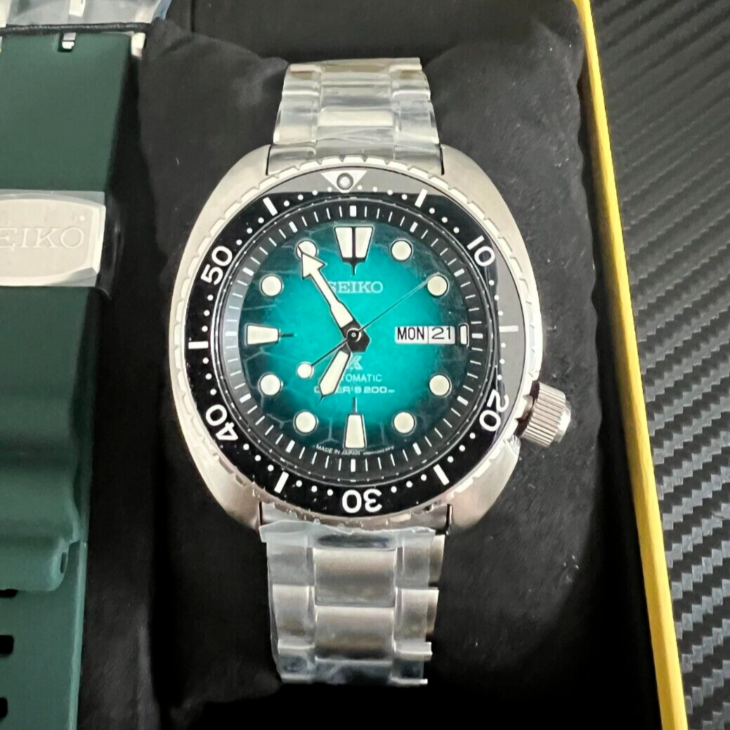  Shop Authentic Seiko US Special Edition Automatic Green Dial Silver Steel Strap Watch for Men - SRPH57 - Luxxuri
