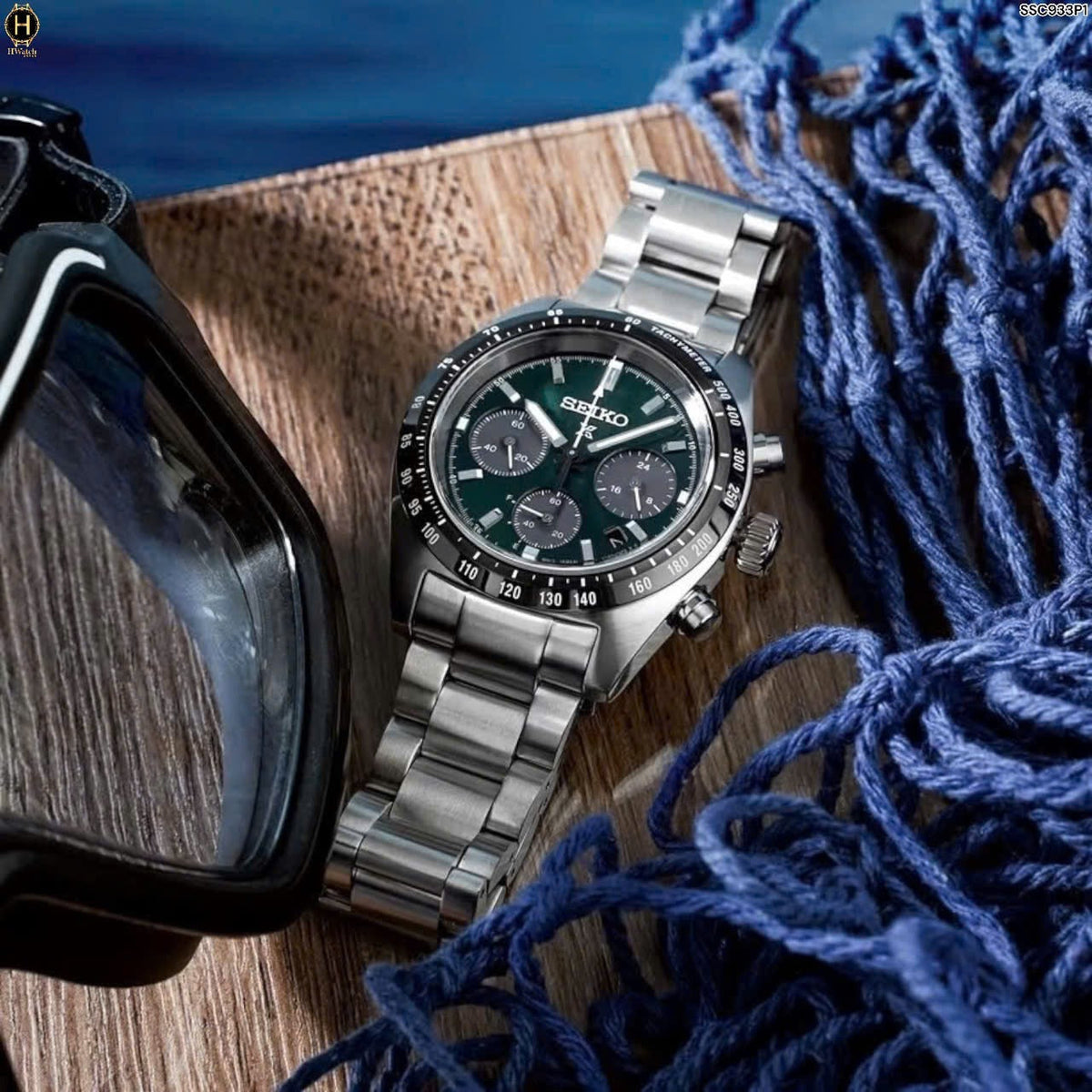 Seiko Prospex Speedtimer Solar Chronograph Green Dial Silver Steel Strap Watch for Men - SSC933