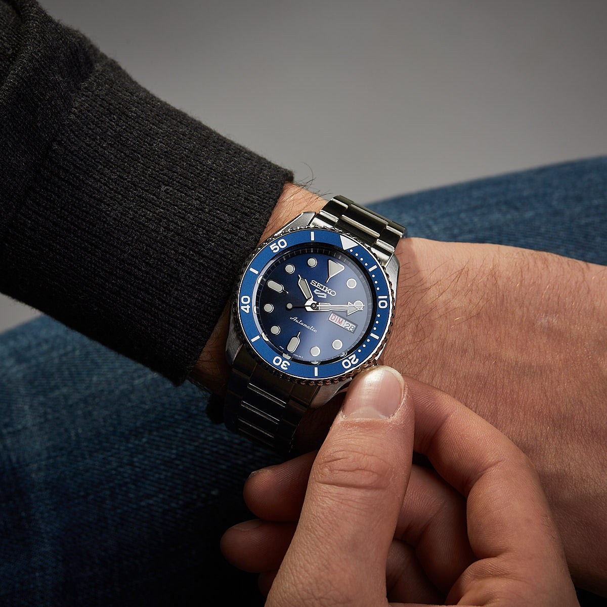  Shop Authentic Seiko 5 Sports Automatic Analog Blue Dial Silver Steel Strap Watch For Men - SRPD51K1 - Luxxuri