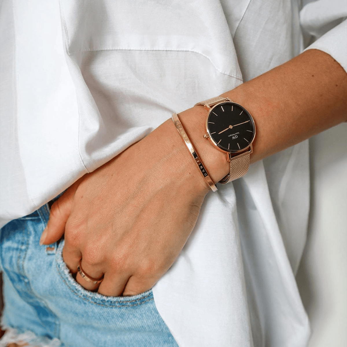  Shop Authentic Daniel Wellington Classic Petite Black Dial Gold Mesh Bracelet Watch For Women - DW00100347 - Luxxuri