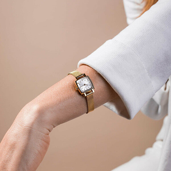  Shop Authentic Tissot Lovely Square Silver Dial Gold Mesh Bracelet Watch For Women - T058.109.33.031.00 - Luxxuri