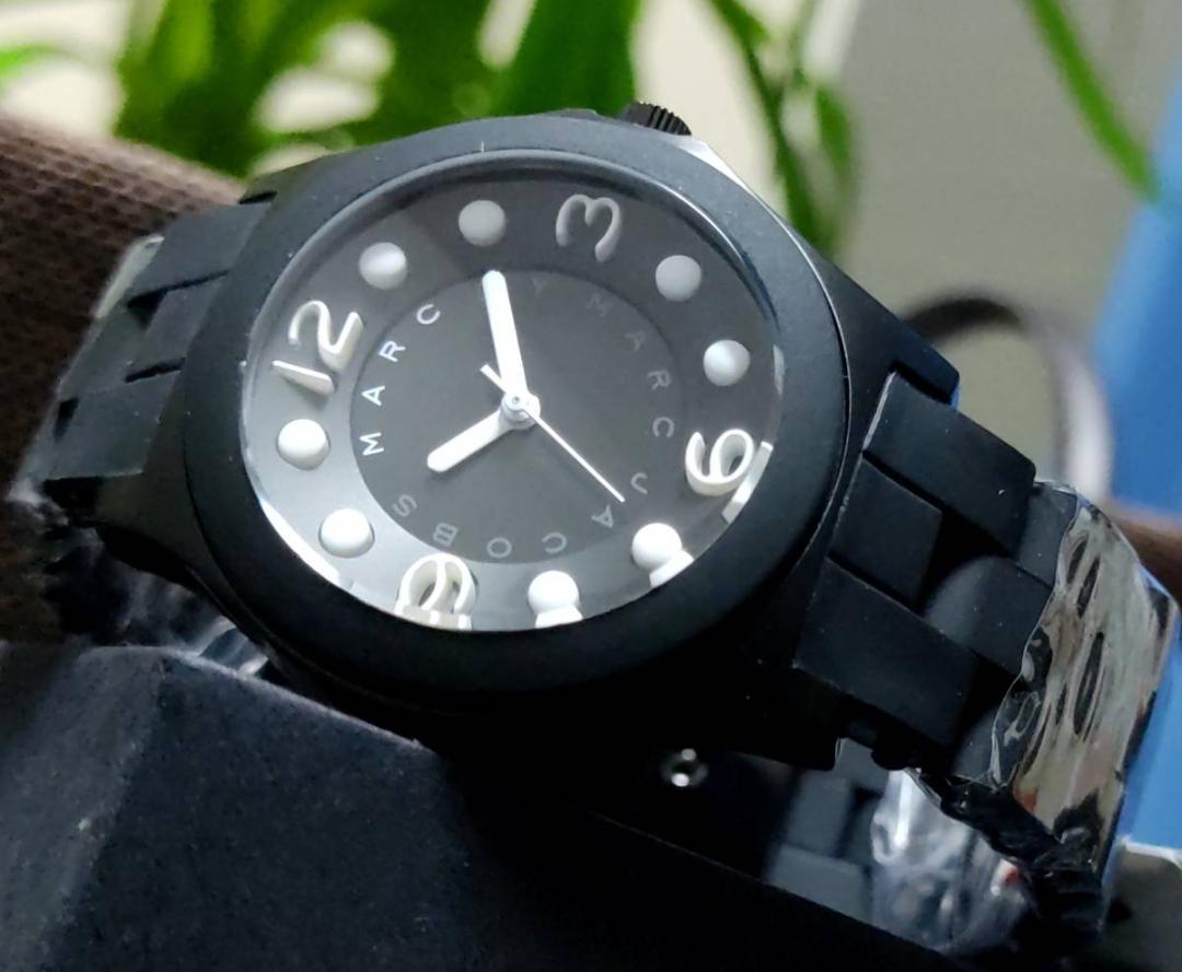  Shop Authentic Marc Jacobs Pelly Black Dial Black Silicone Strap Watch for Women - MBM2527 - Luxxuri