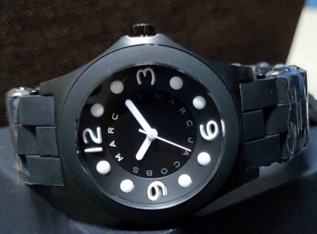  Shop Authentic Marc Jacobs Pelly Black Dial Black Silicone Strap Watch for Women - MBM2507 - Luxxuri