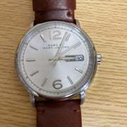  Shop Authentic Marc Jacobs Fergus White Dial Brown Leather Strap Watch for Men - MBM5080 - Luxxuri