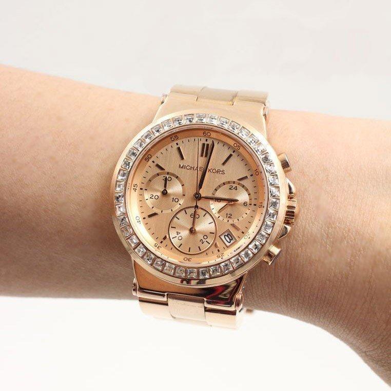  Shop Authentic Michael Kors Dylan Rose Gold Rose Gold Steel Strap Watch for Women - MK5586 - Luxxuri