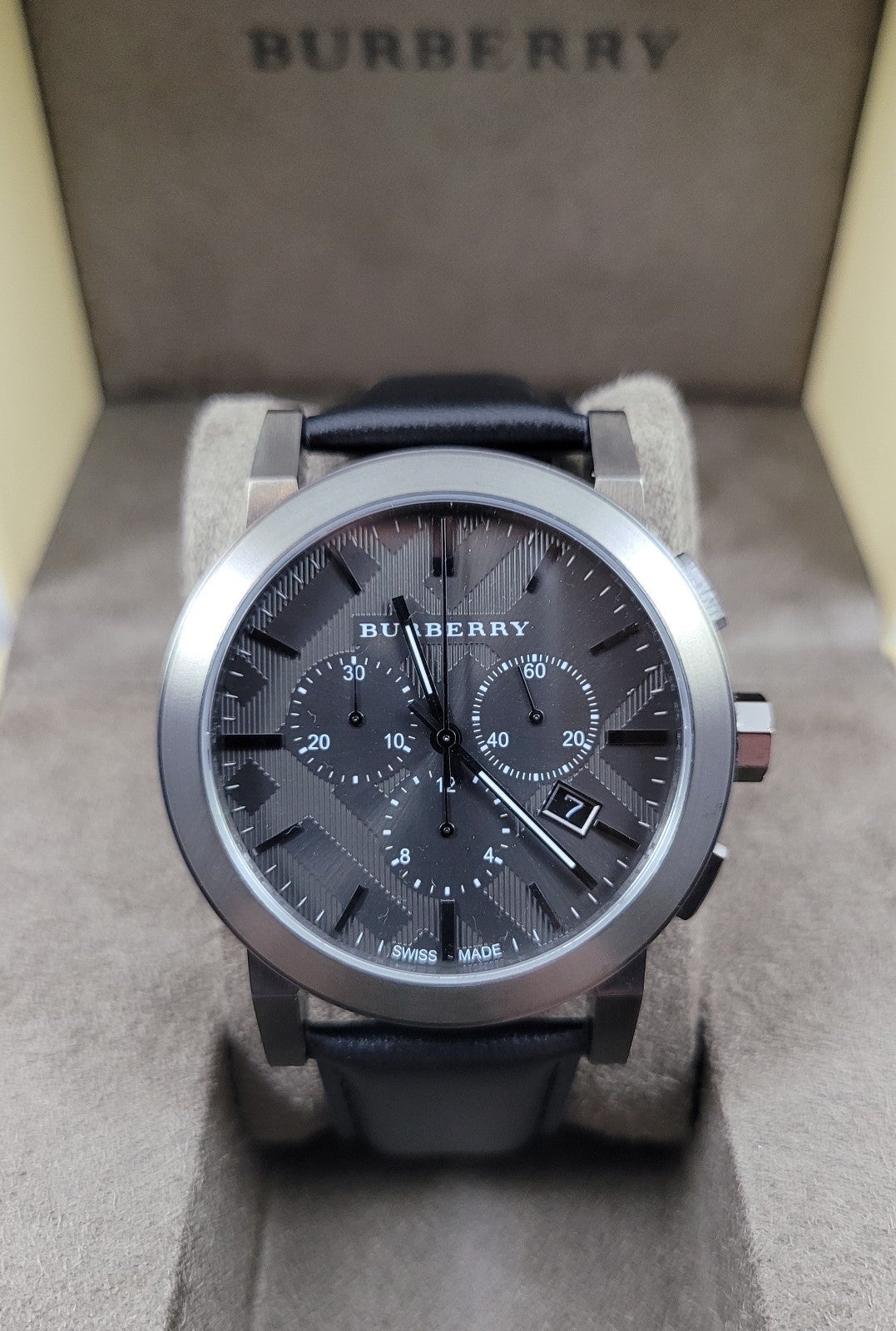  Shop Authentic Burberry The City Grey Dial Black Leather Strap Watch for Men - BU9362 - Luxxuri
