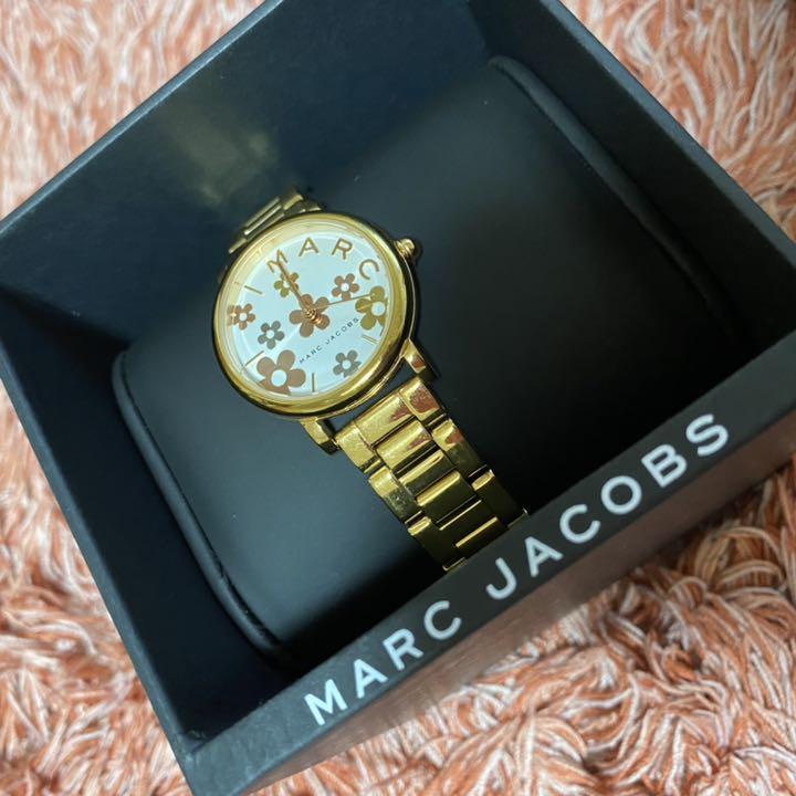  Shop Authentic Marc Jacobs Classic White Dial Rose Gold Steel Strap Watch for Women - MJ3582 - Luxxuri