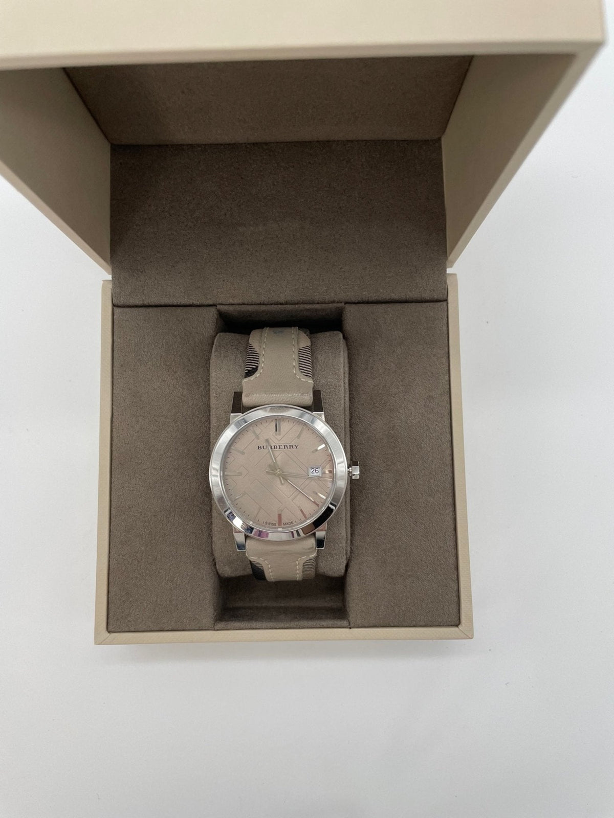 Shop Authentic Burberry The City Beige Dial Tan Leather Strap Watch for Women - BU9021 - Luxxuri