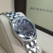  Shop Authentic Burberry Herringbone Grey Dial Silver Steel Strap Watch for Women - BU1851 - Luxxuri