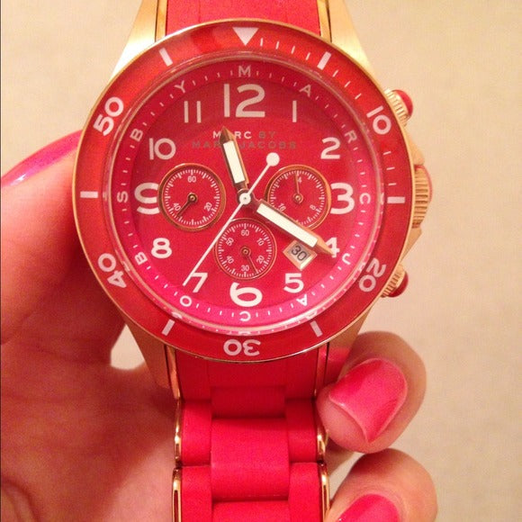  Shop Authentic Marc Jacobs Rock Chronograph Red Dial Red Silicone Strap Watch for Women - MBM2577 - Luxxuri