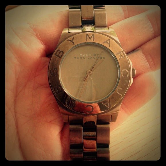  Shop Authentic Marc Jacobs Amy Brown Dial Brown Steel Strap Watch for Women - MBM3128 - Luxxuri